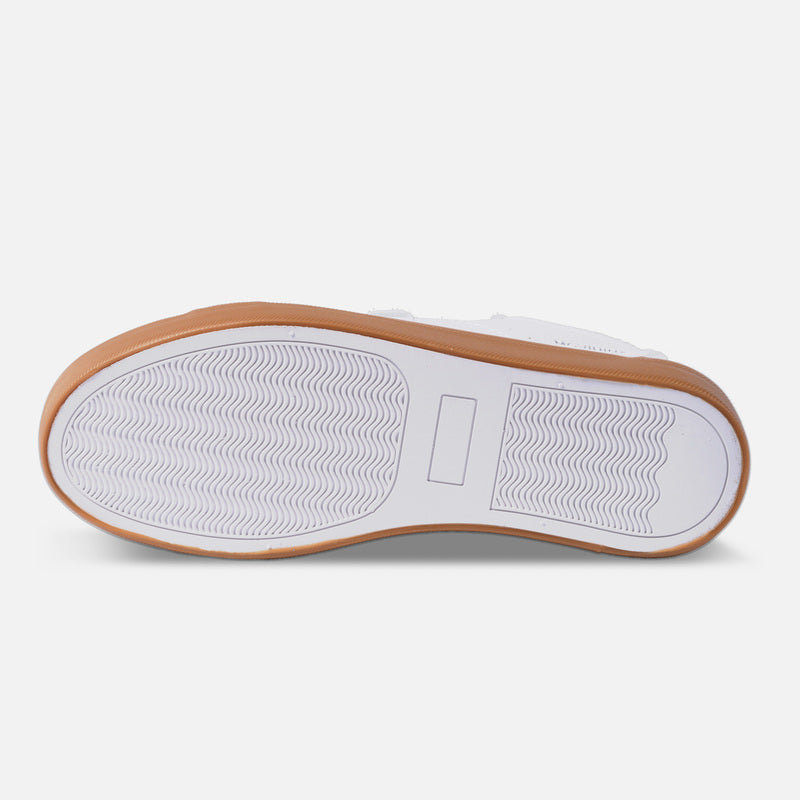 Sneakers Blanche Essence – Gomme