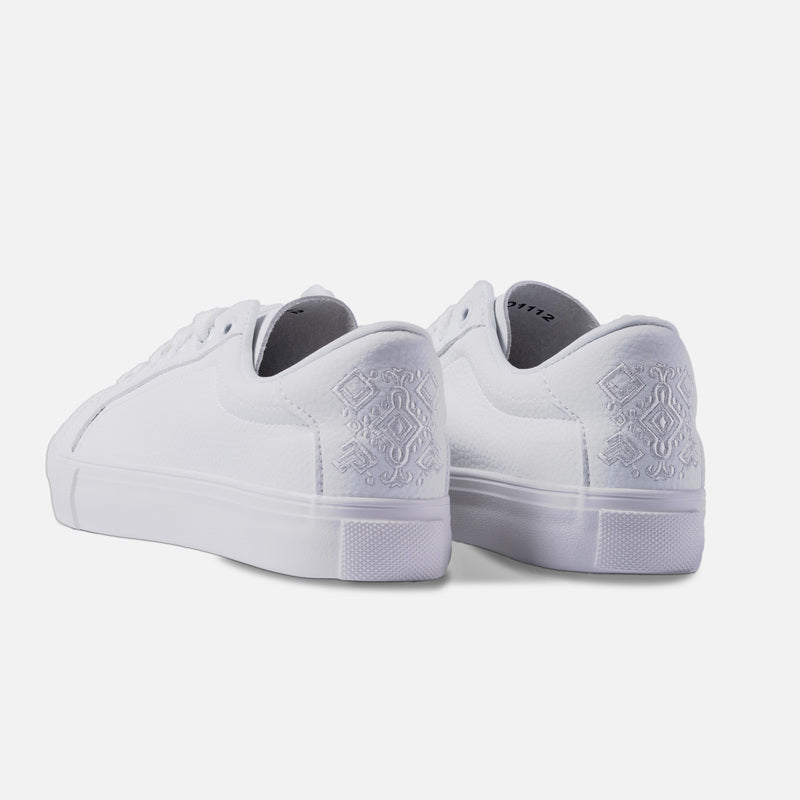 Sneakers Blanche Essence – Brodée